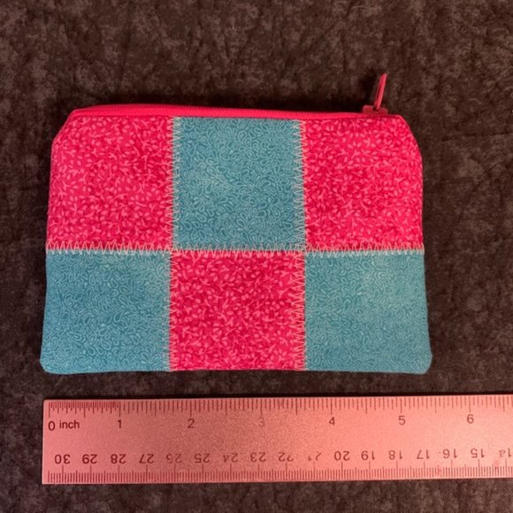 Quilted Wallet/Coin Pouch By Simply Quilted - Picture 8 of 9